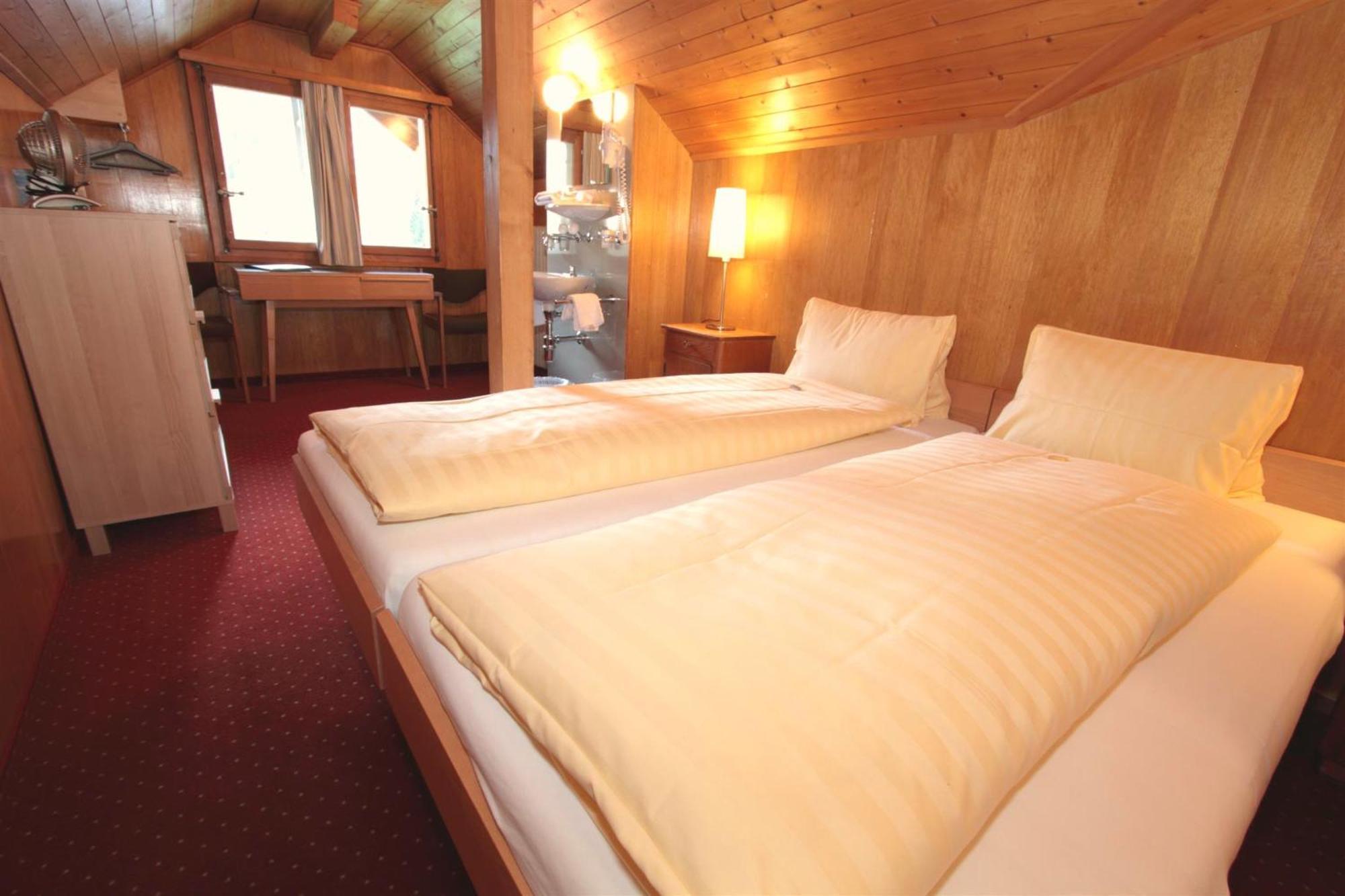 Staubbach Hotel 2*